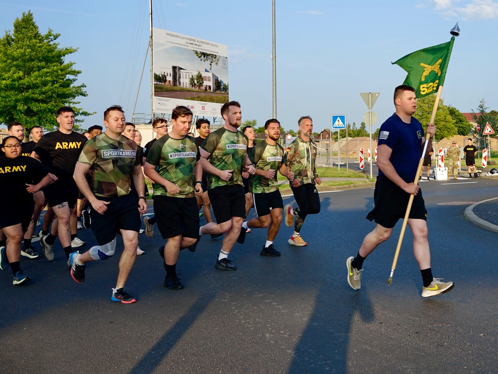USAG Wiesbaden honors Army’s 250th anniversary with post run