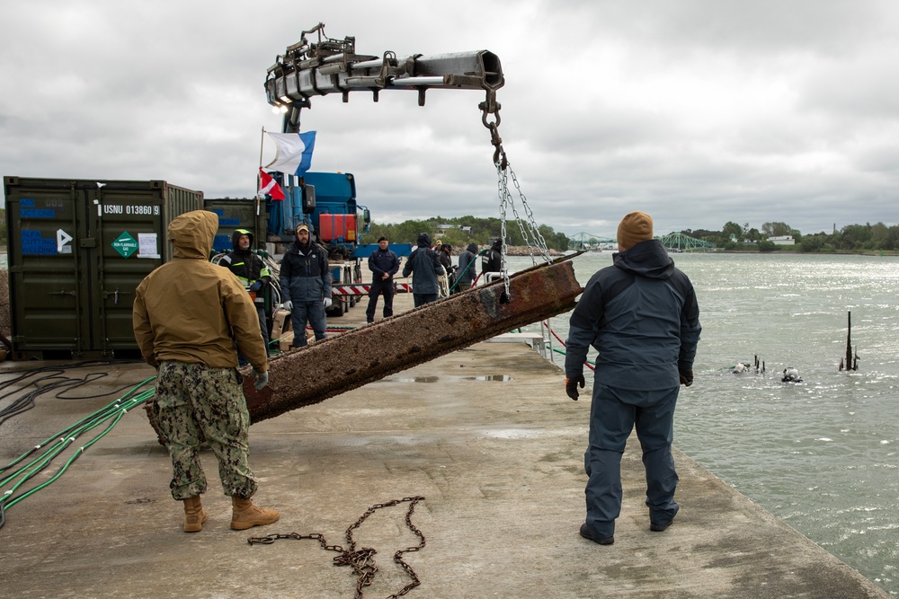 U.S. Navy Divers, Latvian Divers Remove Pylons During BALTOPS 25