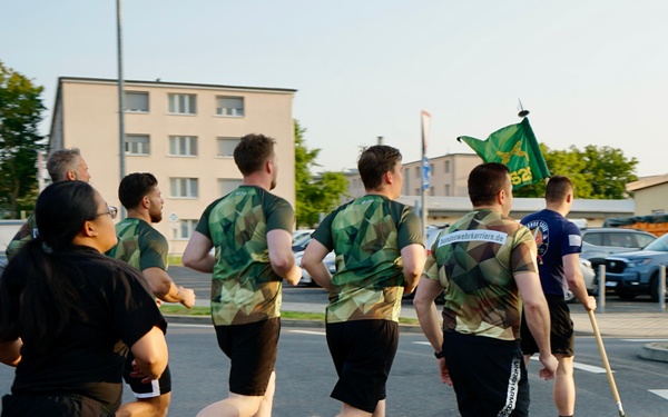 USAG Wiesbaden honors Army’s 250th anniversary with post run