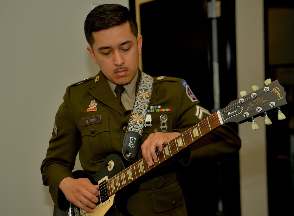 Soldiers and Cake Boss celebrate Army 250th Birthday in factory