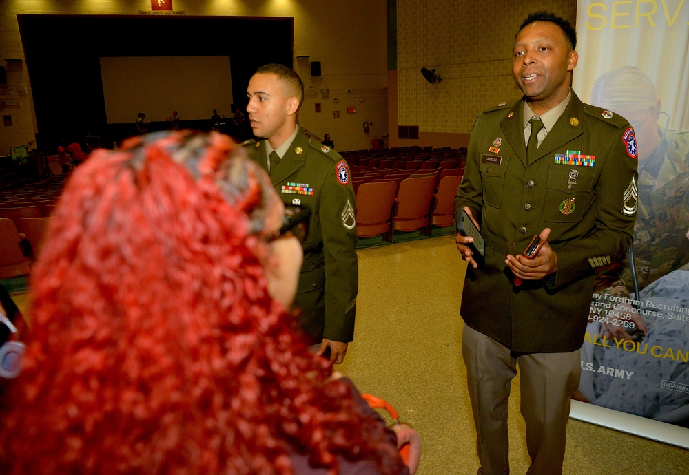 Soldiers and Army musicians celebrate Army 250th Birthday with students