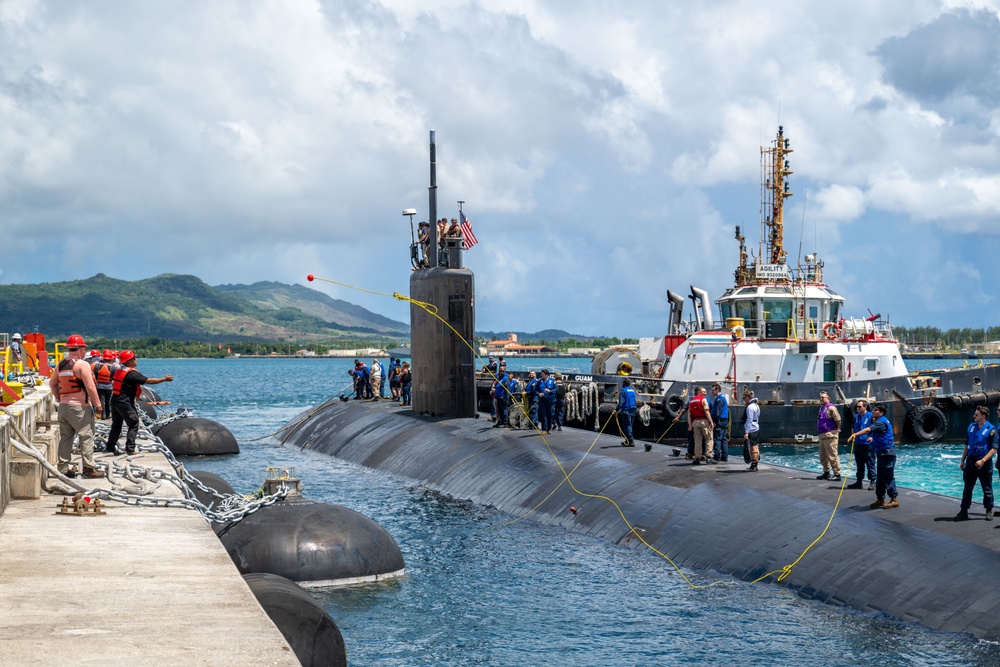 USS Annapolis (SSN 760) returns to Naval Base Guam