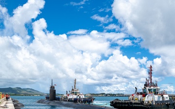 USS Annapolis (SSN 760) returns to Naval Base Guam