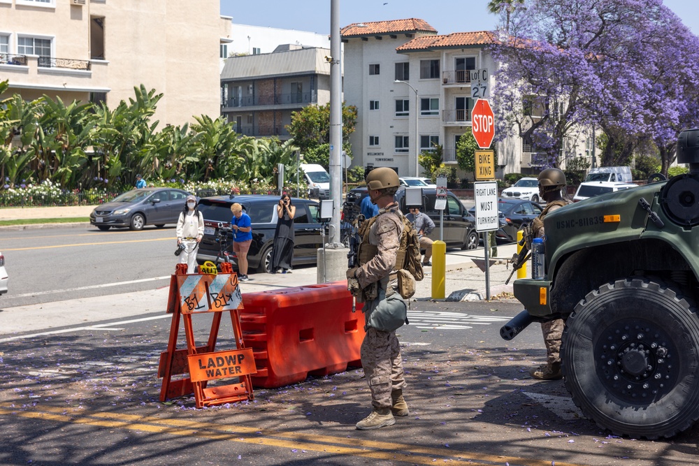 U.S. Marines arrive in greater Los Angeles area to support Task Force 51