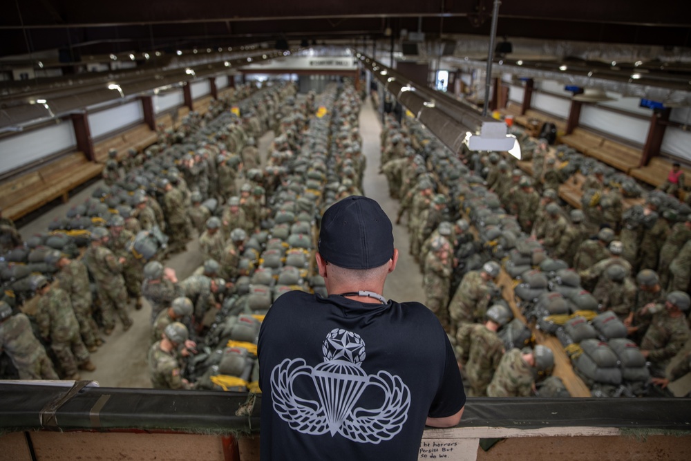 1-507TH PIR BASIC AIRBORNE COURSE