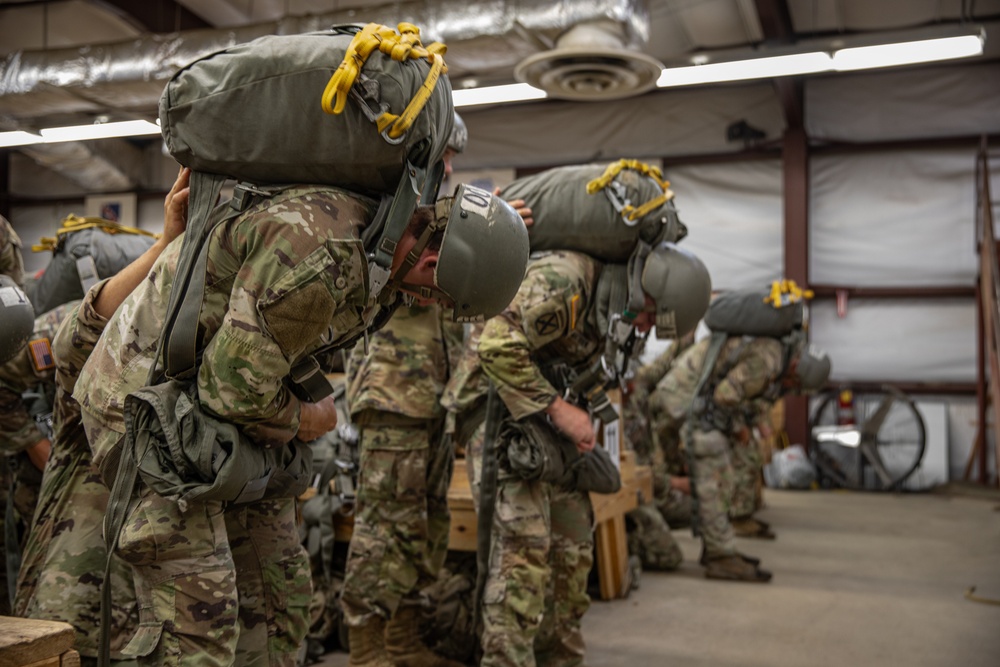 1-507TH PIR BASIC AIRBORNE COURSE