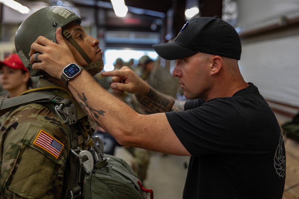 1-507TH PIR BASIC AIRBORNE COURSE