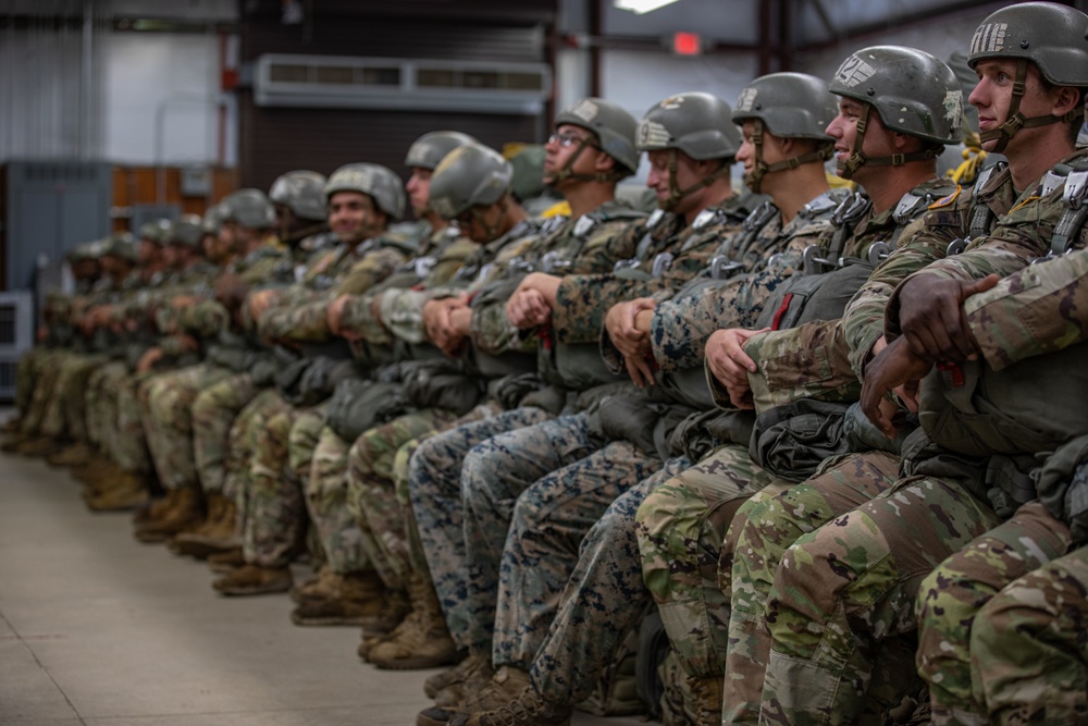 1-507TH PIR BASIC AIRBORNE COURSE