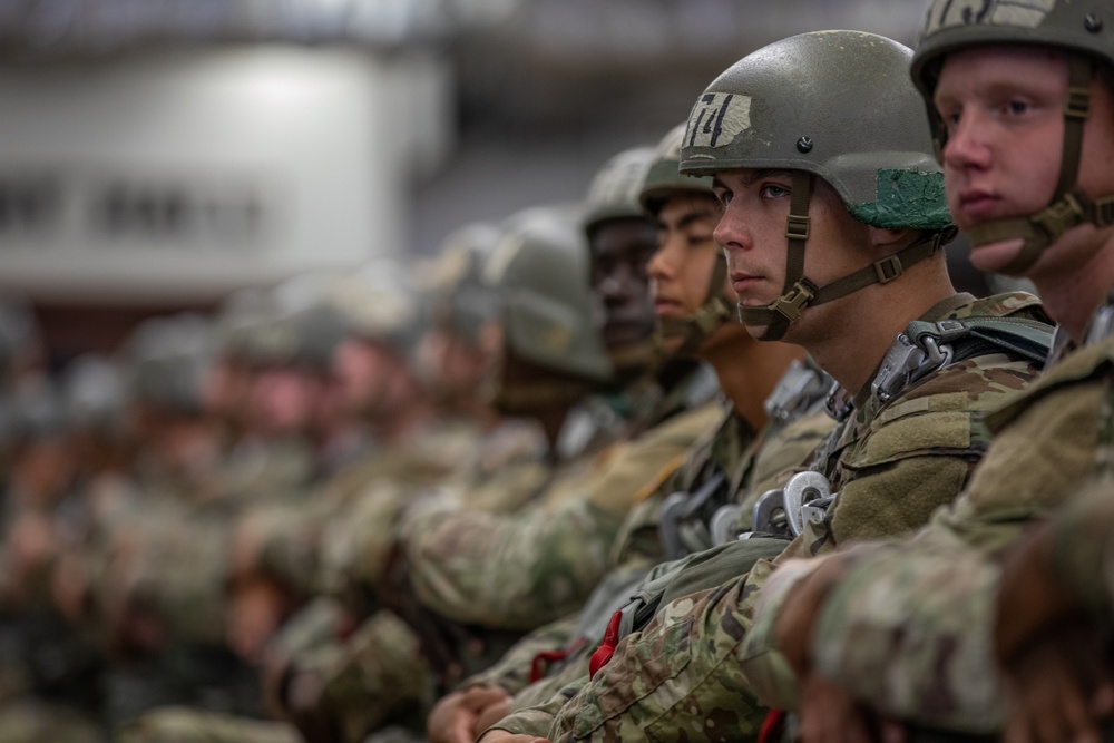 1-507TH PIR BASIC AIRBORNE COURSE
