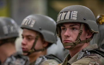1-507TH PIR BASIC AIRBORNE COURSE