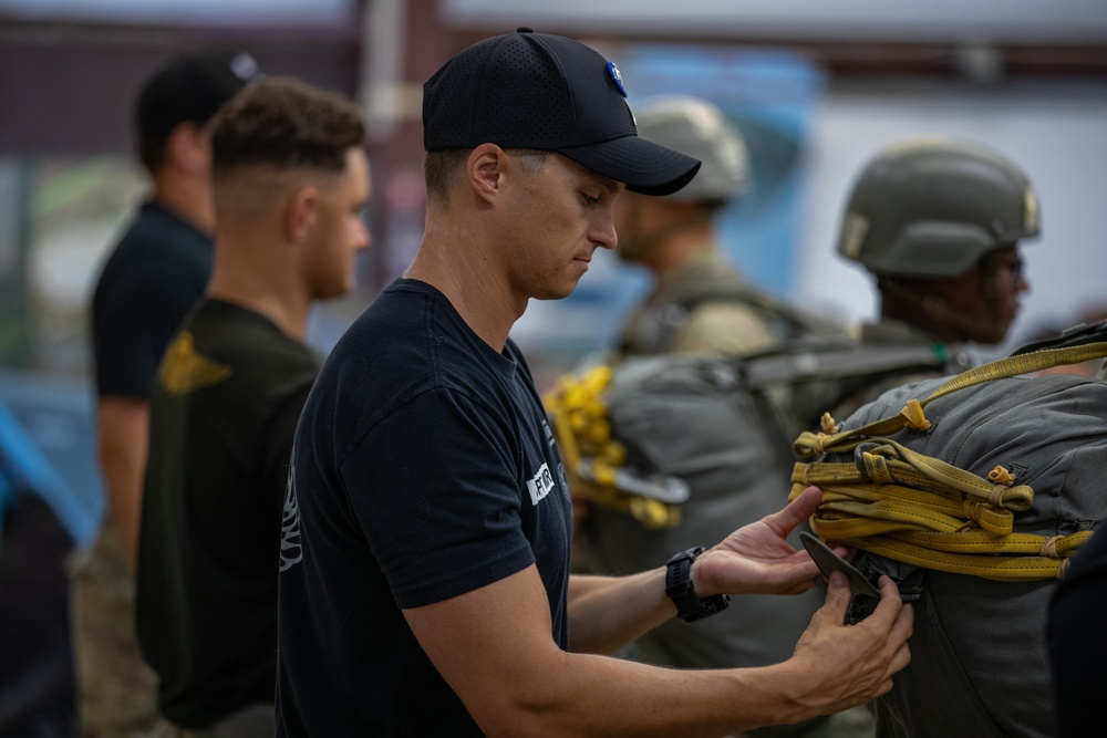 1-507TH PIR BASIC AIRBORNE COURSE