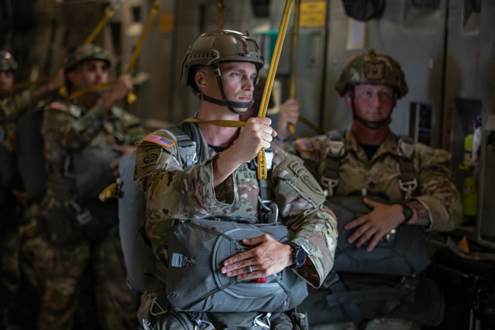 1-507TH PIR BASIC AIRBORNE COURSE