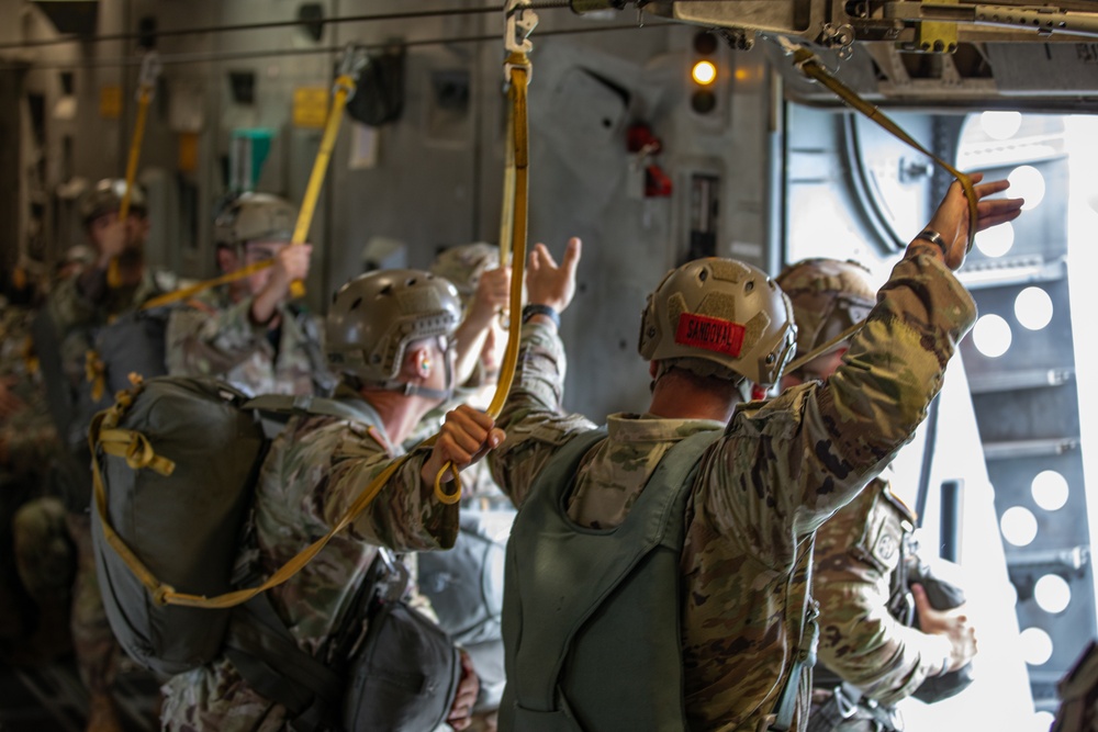 1-507TH PIR BASIC AIRBORNE COURSE