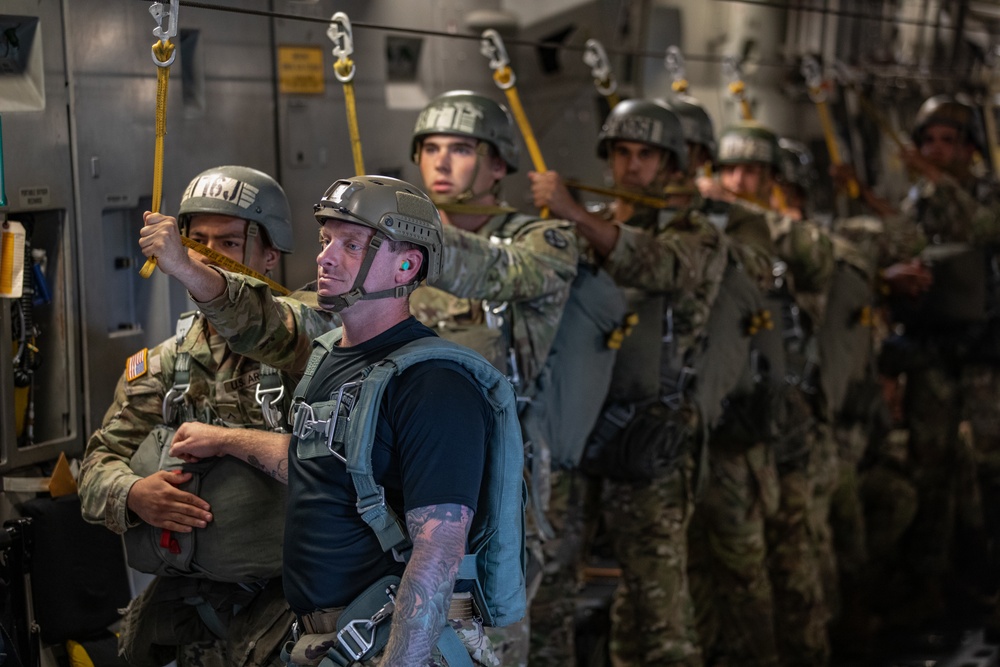 1-507TH PIR BASIC AIRBORNE COURSE