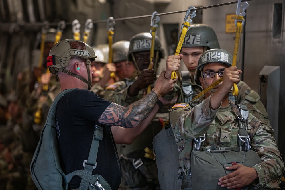 1-507TH PIR BASIC AIRBORNE COURSE