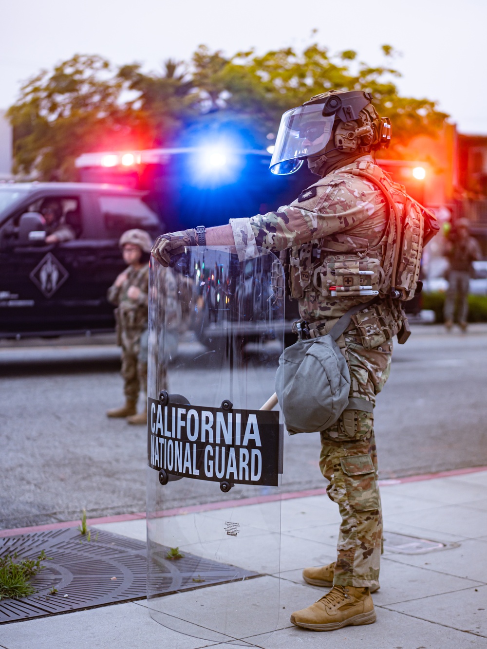 California National Guard Soldiers provide protection for federal law enforcement in federal operation