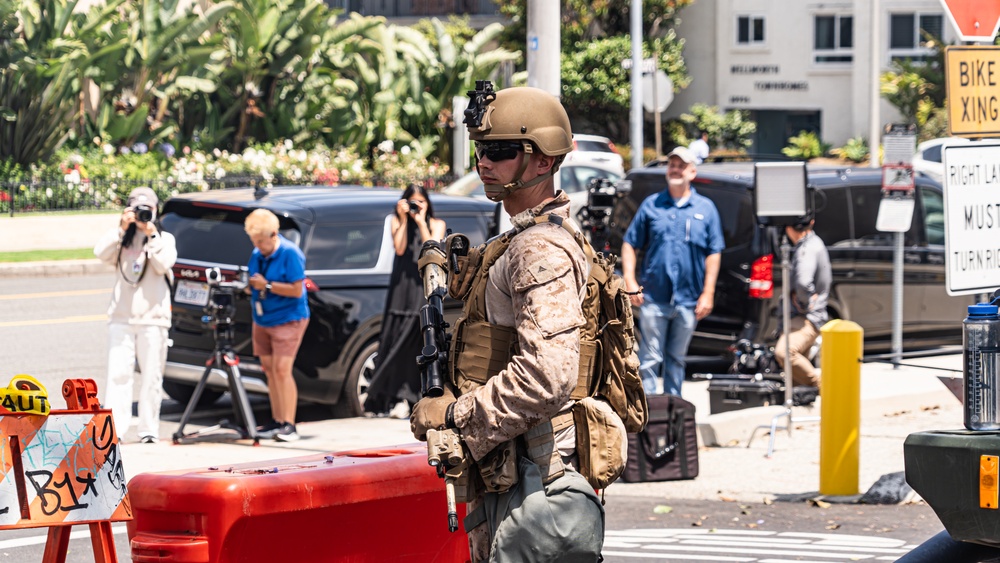 Marines provide protection to the Wilshire federal building
