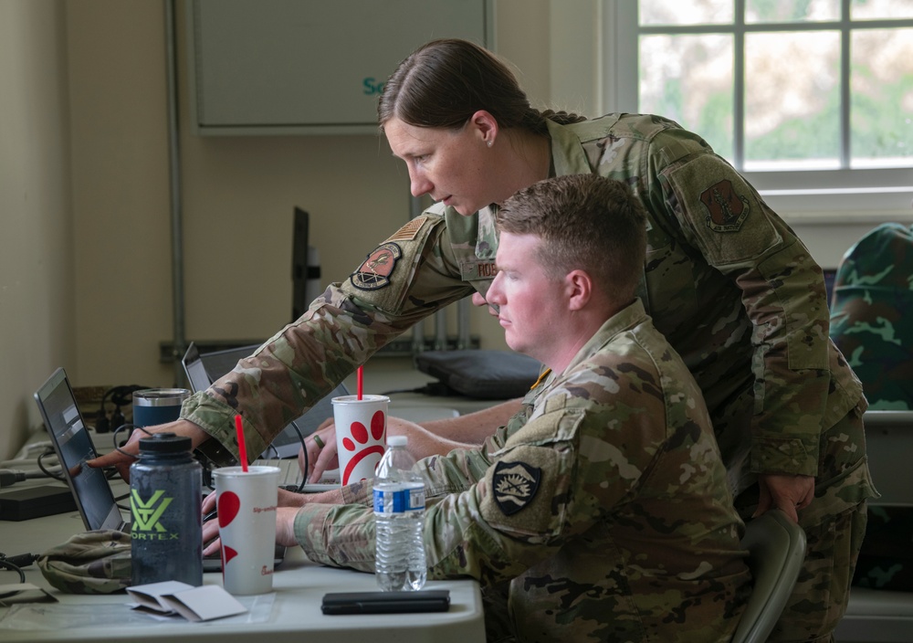 Oregon Guardsmen sharpen skills and strengthen partnerships during Cyber Shield Exercise 2025
