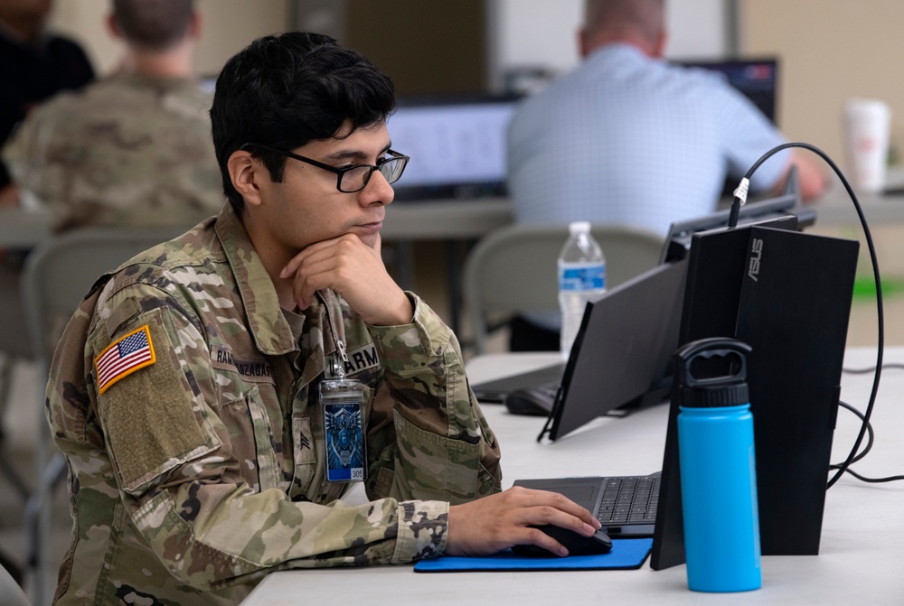Oregon Guardsmen sharpen skills and strengthen partnerships during Cyber Shield Exercise 2025