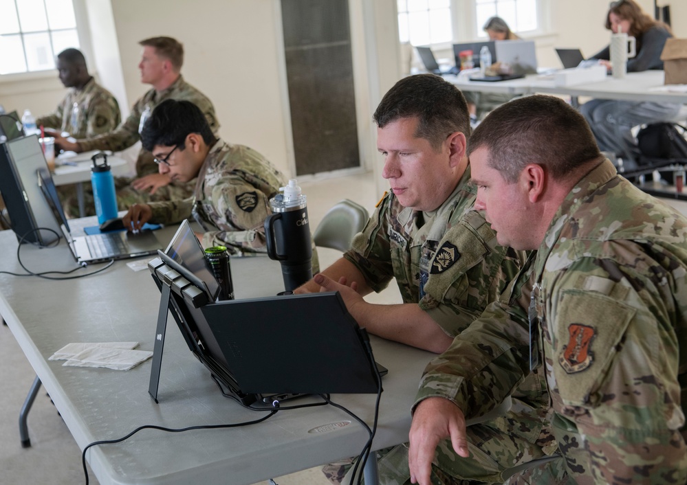 Oregon Guardsmen sharpen skills and strengthen partnerships during Cyber Shield Exercise 2025