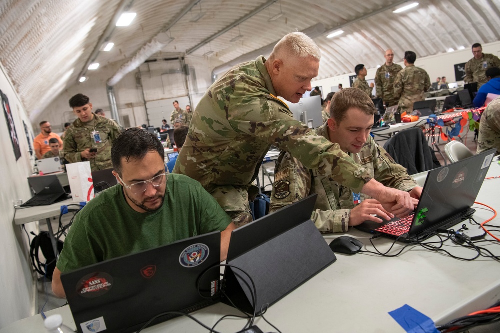 Oregon Guardsmen sharpen skills and strengthen partnerships during Cyber Shield Exercise 2025