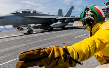 George Washington Conducts Flight Operations