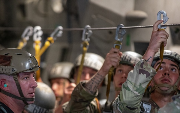1-507TH PIR BASIC AIRBORNE COURSE