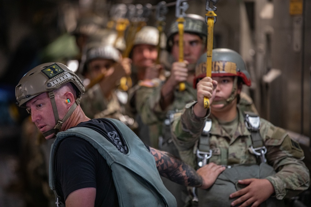 1-507TH PIR BASIC AIRBORNE COURSE