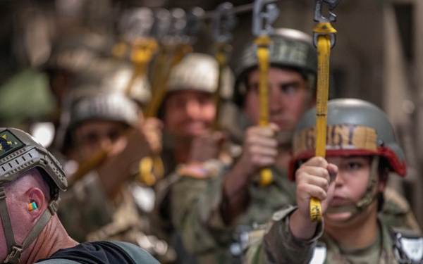 1-507TH PIR BASIC AIRBORNE COURSE