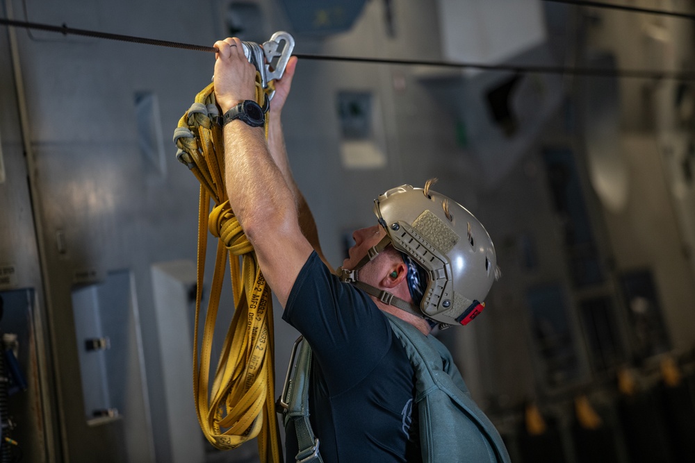 1-507TH PIR BASIC AIRBORNE COURSE