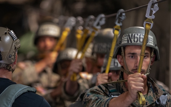 1-507TH PIR BASIC AIRBORNE COURSE