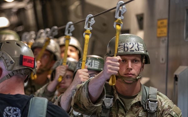 1-507TH PIR BASIC AIRBORNE COURSE