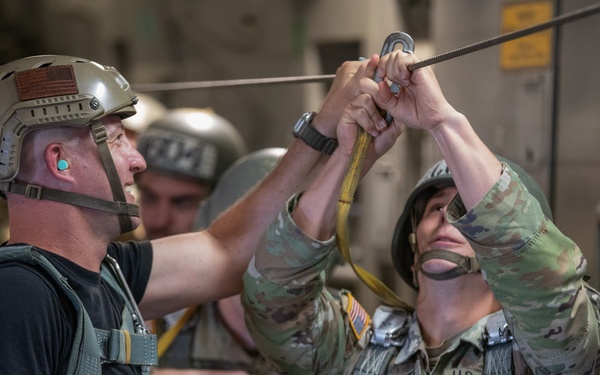 1-507TH PIR BASIC AIRBORNE COURSE