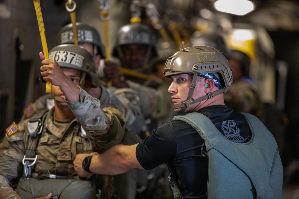 1-507TH PIR BASIC AIRBORNE COURSE