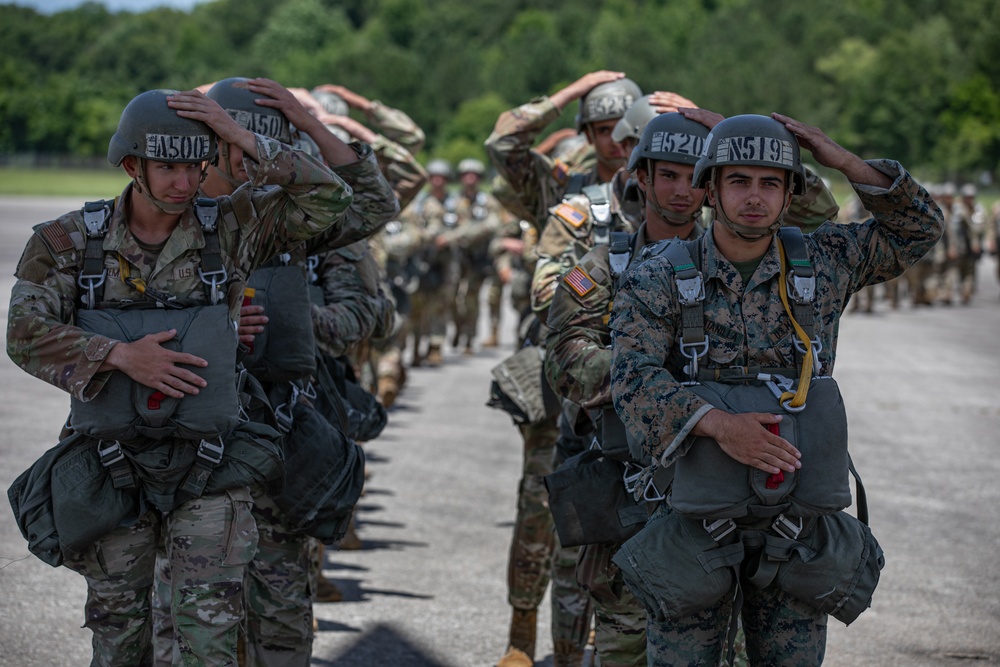 1-507TH PIR BASIC AIRBORNE COURSE