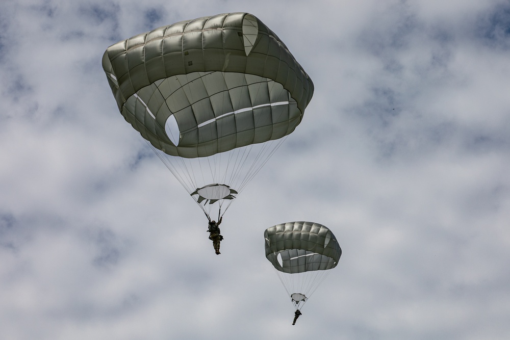 1-507TH PIR BASIC AIRBORNE COURSE