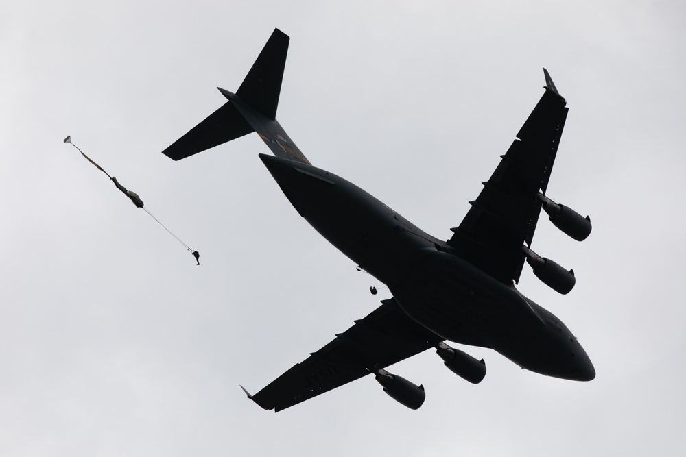 1-507TH PIR BASIC AIRBORNE COURSE