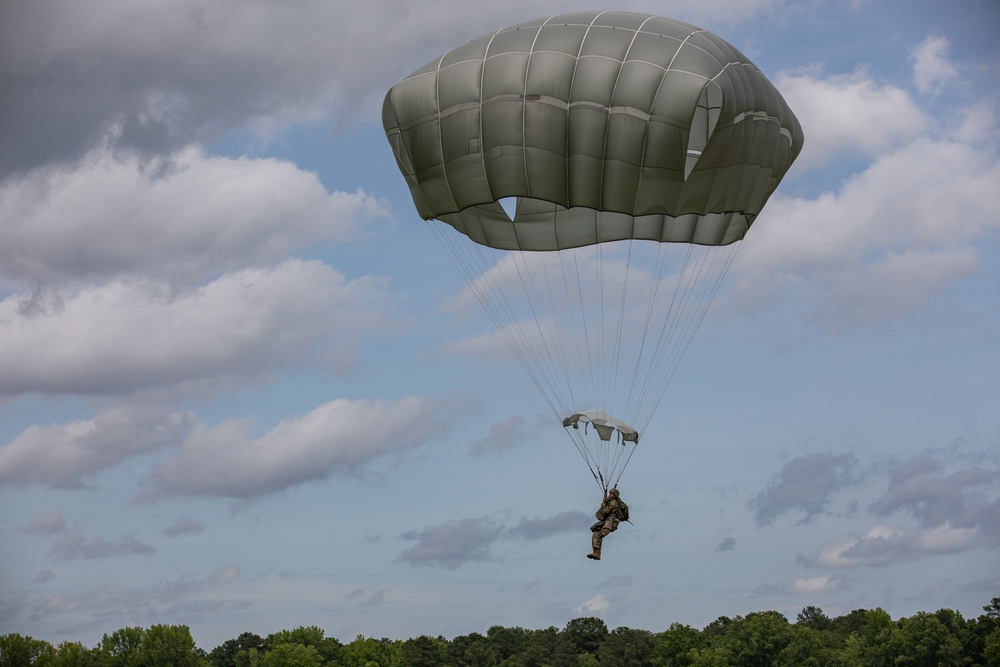 1-507TH PIR BASIC AIRBORNE COURSE