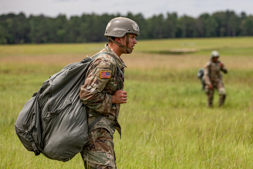 1-507TH PIR BASIC AIRBORNE COURSE