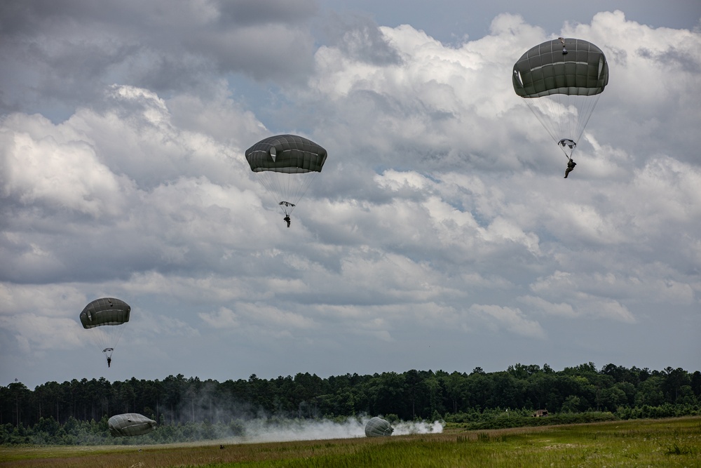 1-507TH PIR BASIC AIRBORNE COURSE