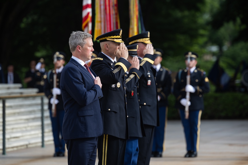 Army Full Honor Wreath Laying Ceremony