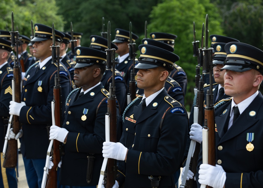 Wreath Laying in honor of Army's 250th Birthday