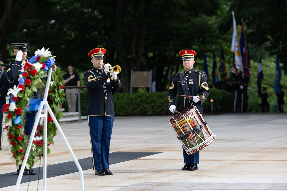 Wreath Laying in honor of Army's 250th Birthday