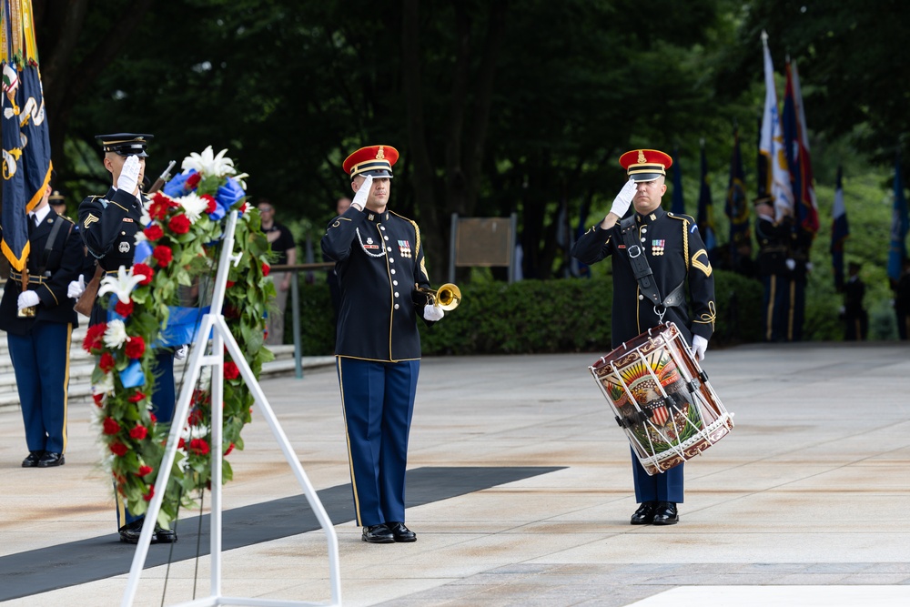 Wreath Laying in honor of Army's 250th Birthday