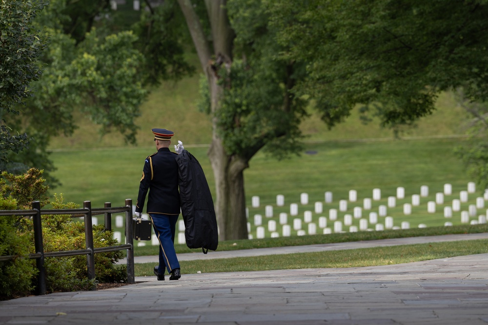 Wreath Laying in honor of Army's 250th Birthday