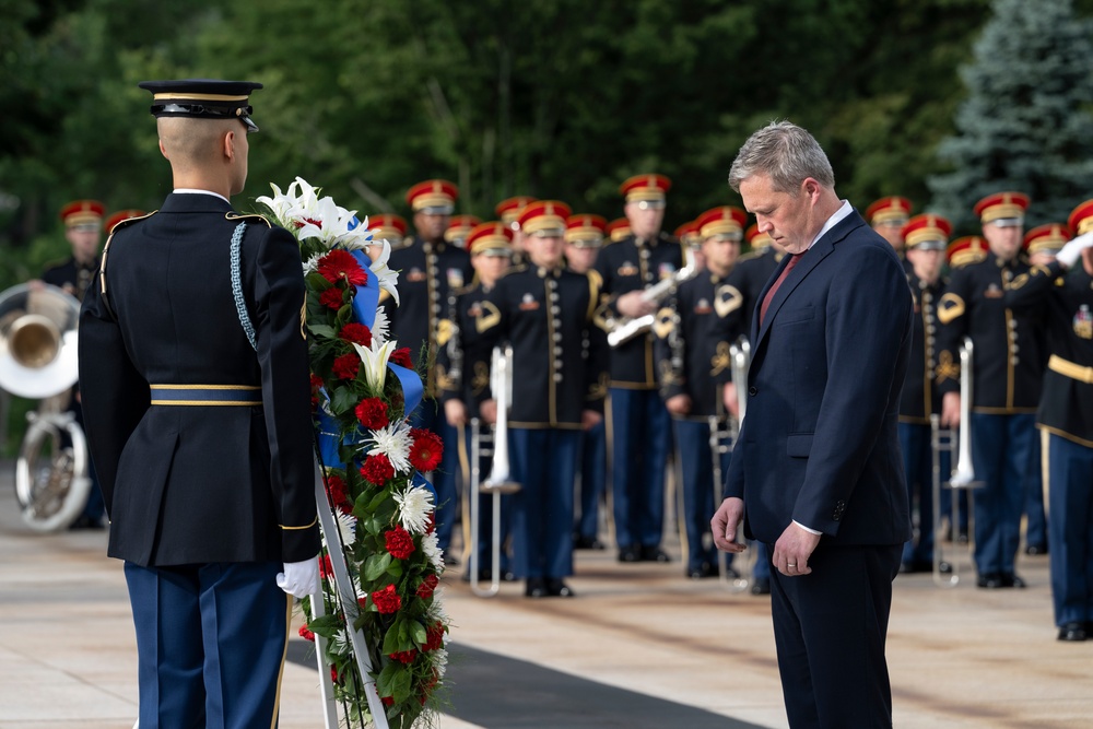 U.S. Army 250th Birthday Wreath-Laying at the Tomb of the Unknown Soldier