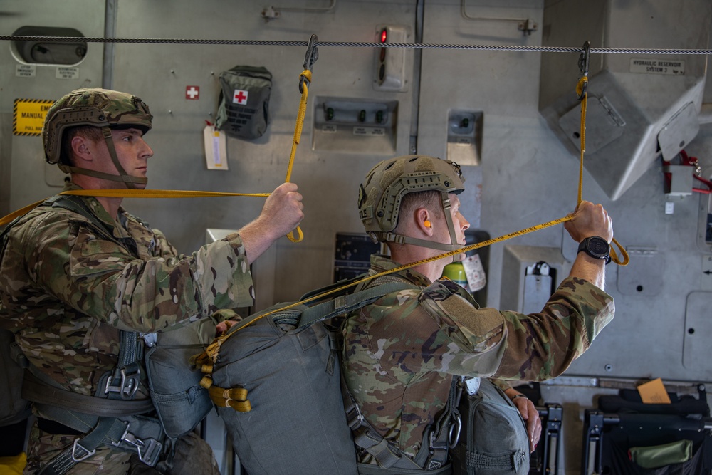 1-507TH PIR BASIC AIRBORNE COURSE