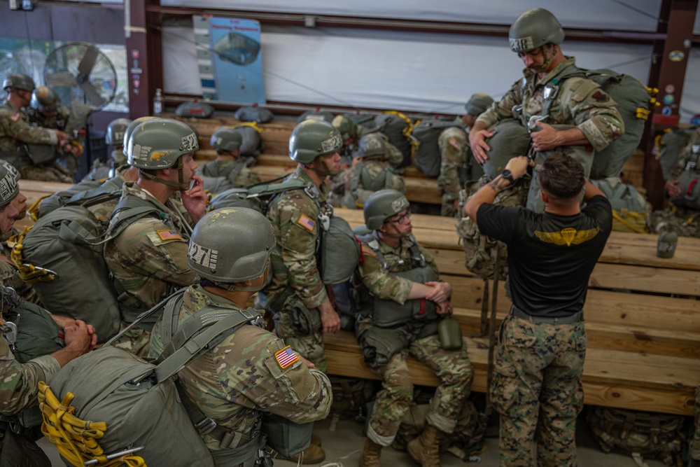 1-507TH PIR BASIC AIRBORNE COURSE