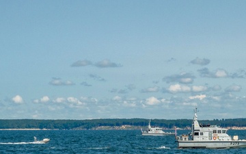 CTF 66 conducts counter USV operations with Royal Navy