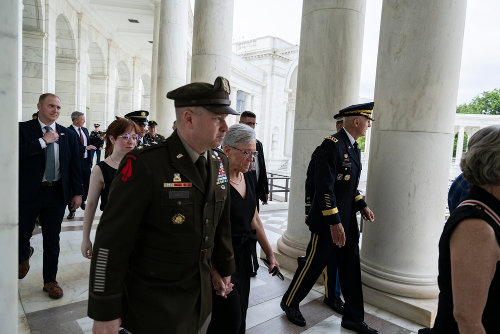 U.S. Army 250th Birthday Wreath-Laying at the Tomb of the Unknown Soldier